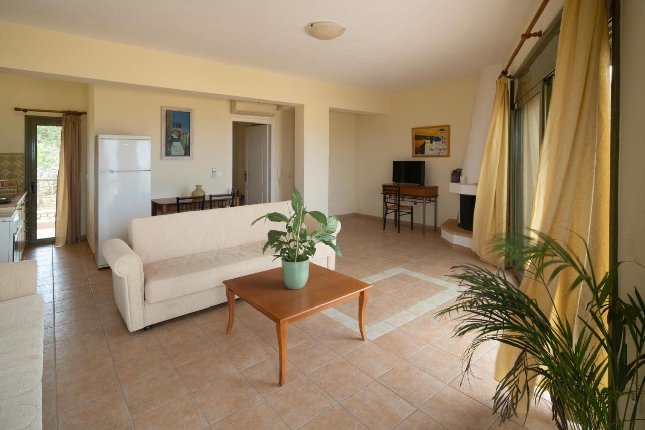 Villa Luisa Exclusive Residences Monemvasia Exterior photo